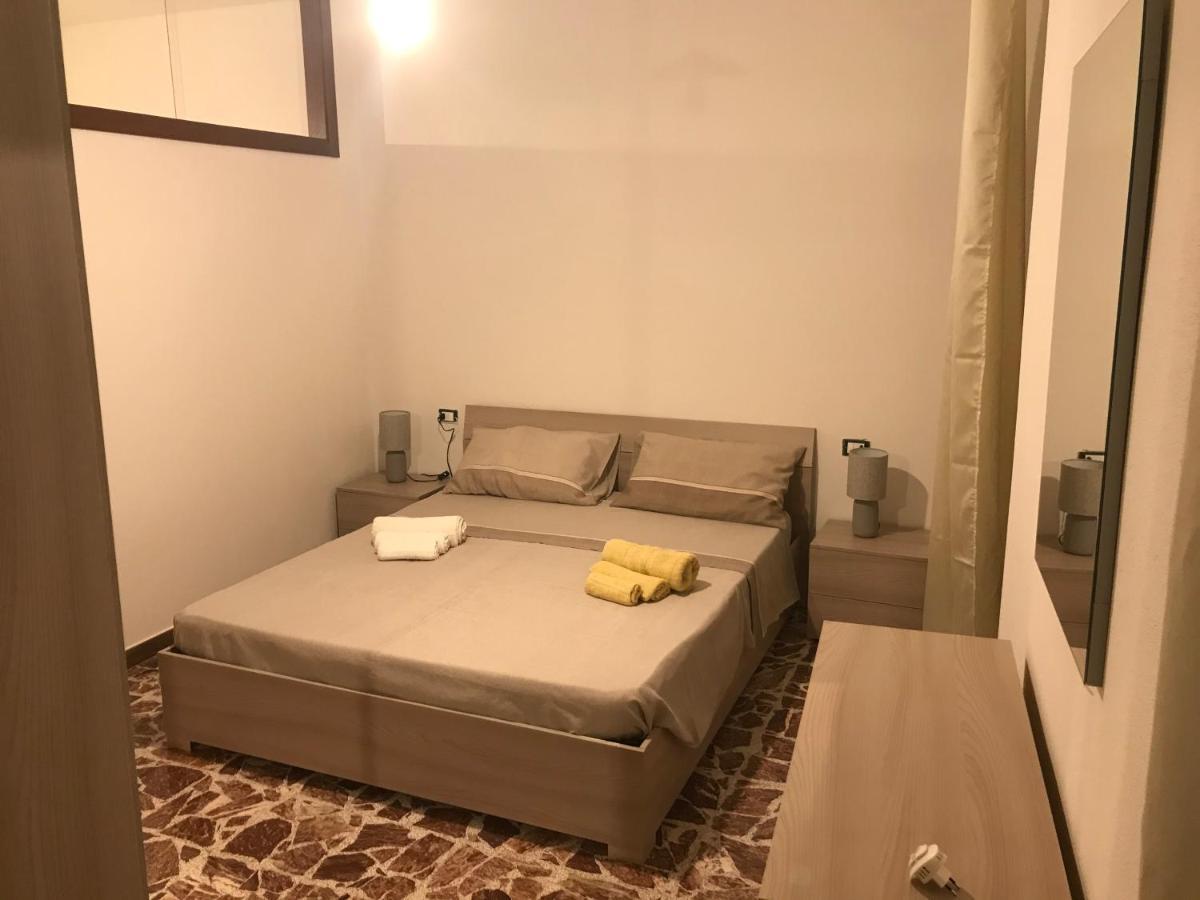 Da Piero E Lidia Apartman Iglesias Kültér fotó